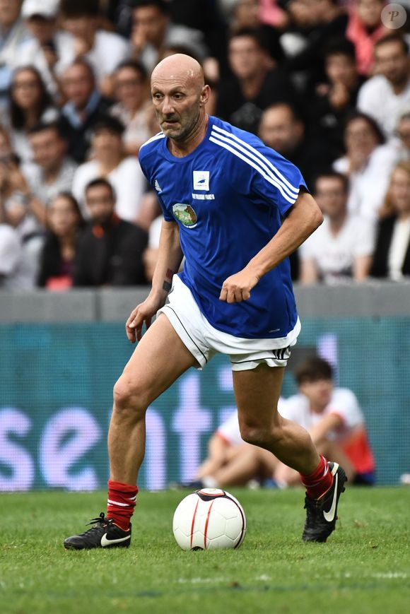 Fabien Barthez - Les champions du monde de 98 ont défié les rugbymen du Stade toulousain lors d'une rencontre caritative pour l'association de Pascal Olmeta "Un sourire, un espoir pour la vie" sur la pelouse du stade Ernest Wallon à Toulouse, France, le 10 juillet 2017. © Agence/Bestimage