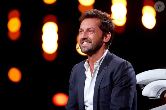 Installé en Angleterre, il étudie le théâtre, poursuit des projets musicaux et vient d’obtenir un rôle dans un long-métrage.

Exclusif - Frédéric Diefenthal - Enregistrement de l'émission "La Chanson secrète 8" à la Seine musicale à Paris, qui sera diffusée le 4 septembre sur TF1
© Gaffiot-Moreau / Bestimage