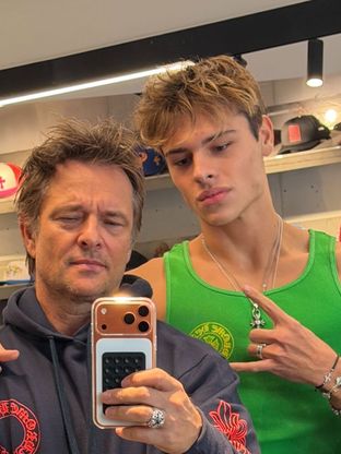 Cameron Smet, le fils de David Hallyday, se lance dans un nouveau défi