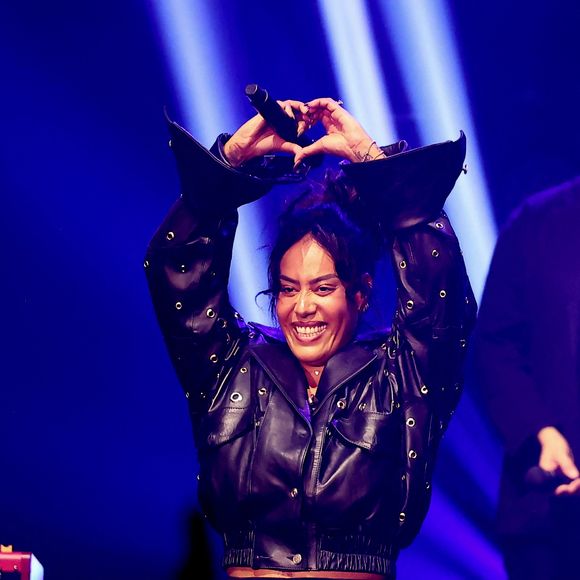 Amel Bent - Nouvelle édition du Foot-Concert organisé par le Réseau A.Ma.N.D./Huntington Avenir à la LDLC Arena à Lyon, le 11 Novembre 2024. Cet événement solidaire unique en France rassemble le sport et la musique pour lutter contre les maladies neurodégénératives. © Dominique Jacovides/Bestimage