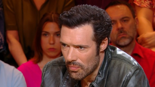 "C'est sérieux ce qu'on dit là" : Nicolas Bedos n'apprécie pas une remarque de Paul de Saint Sernin dans Quelle époque !, échange tendu