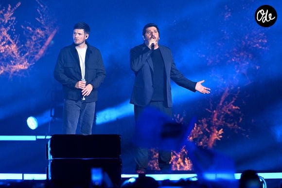 Patrick FiorI et Joseph Pastinelli durant Corsu Mezu Mezu, le concert emmené par Patrick Fiori qui a eu lieu au stade Orange Vélodrome à Marseille, le 22 mai 2026, diffusé le 28 août sur France 3.. © Bruno Bebert/Bestimage