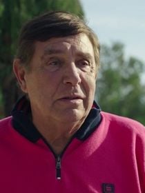 "Ça y est, je revis" : Jean-Pierre Foucault ouvre les portes de son joli cocon méditerranéen, où il vit avec sa compagne Evelyne Jarre