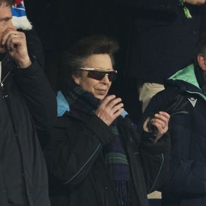 La princesse Anne en tribunes lors du match du Tournoi des Six Nations opposant la France à l'Écosse (35-16) au Stade de France à Saint-Denis, Seine Saint-Denis, France, le 15 mars 2025. © Christian Liewig/Bestimage