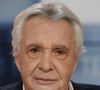 Pour son portrait dans "Sept à Huit", TF1 a filmé sa villa dans le Var

Michel Sardou est interwievé par Apolline de Malherbe sur BFMTV à Paris, France, le 27 octobre 2019. Photo by Alain Apaydin/ABACAPRESS.COM