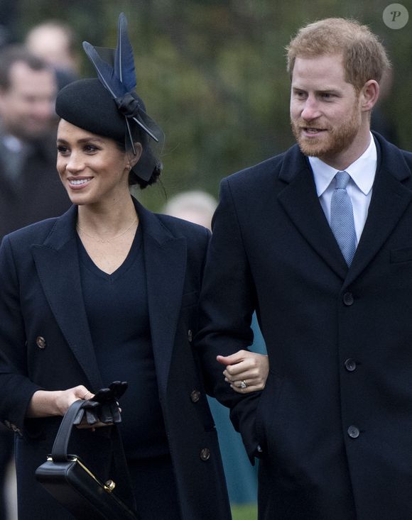 Le prince Harry, duc de Sussex et sa femme Meghan Markle, la duchesse de Sussex enceinte - La famille royale britannique se rend à la messe de Noël à l'église Sainte-Marie-Madeleine à Sandringham, le 25 décembre 2018. 