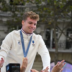 La « Parade des Champions » des Jeux Olympiques et Paralympiques de Paris 2024, sur les Champs-Élysées. Paris, le 14 septembre 2024.
© Eliot Blondet/Pool/Bestimage