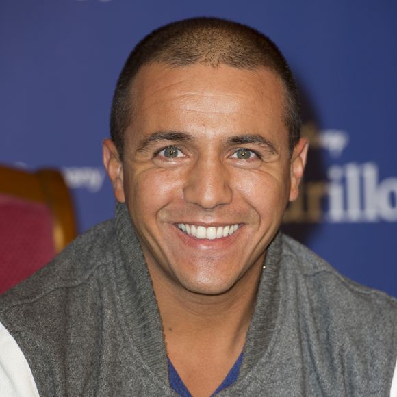 Faudel lors de la soirée « Cendrillon » (à l'occasion de la sortie en DVD et Blu-ray haute définition) au Grand Rex, à Paris, le 25 septembre 2012 AGENCE / BESTIMAGE