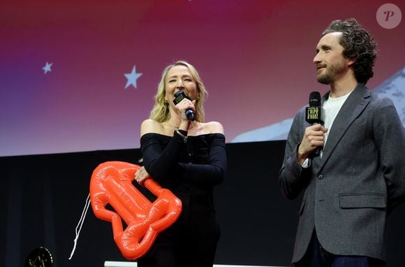 Audrey Lamy (Présidente du jury), Baptiste Lecaplain - Cérémonie d'ouverture du 29ème Festival International du Film de Comédie de l'Alpe d'Huez le 19 Janvier 2026. Photo par Dominique Jacovides/Bestimage