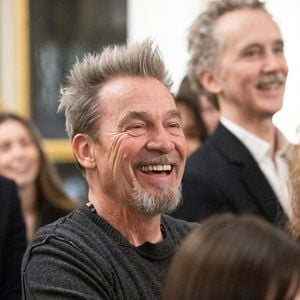 Florent Pagny - Cérémonie de la remise de la médaille de chevalier de l'ordre des arts et des lettres à Alexandre Kirchhoff, PDG du label Capitol Music France par R.Dati au Ministère de la Culture à Paris le 9 janvier 2026. Photo par Cyril Moreau / Bestimage