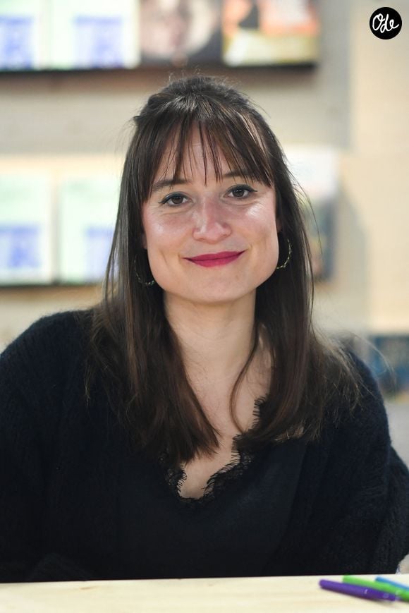 Melissa Da Costa au Festival du Livre de Paris 2023 au Grand Palais Éphémère le 23 avril 2023.

© Lionel Urman / Panoramic / Bestimage