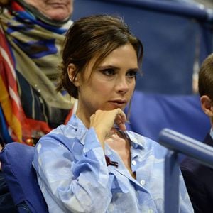 Victoria Beckham et son fils Romeo Beckham assistent au match de tennis Madison Keys contre Elise Mertens au US Open Tennis 2017 à New York, le 29 août 2017 Backgrid USA / Bestimage