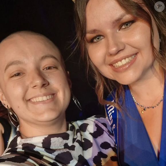 Flavie ex-candidate de l'amour est dans le pré immortalisée sur Instagram (Capture d'écran).