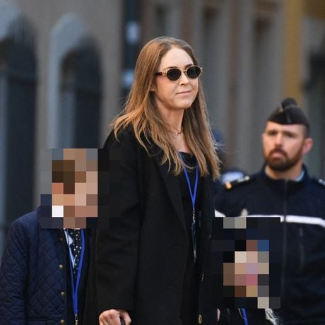 Théa et Anna, les petites-filles de Brigitte Bardot, à Saint-Tropez : elles ont voyagé en famille depuis la Norvège