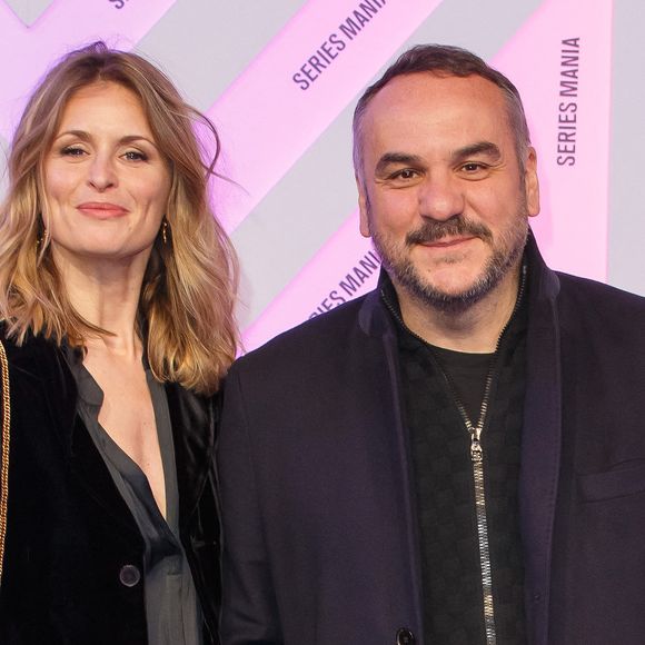 Jeanne Bournaud et François-Xavier Demaison lors du festival Series Mania à Lille le 25 mars 2025.

© Stéphane Vansteenkiste / Bestimage
