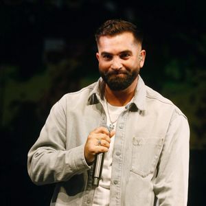 Kendji Girac au concert "Corsu Mezu Mezu" à la Défense Arena à Paris, le 28 octobre 2023. 

Photo : Christophe Clovis / Bestimage