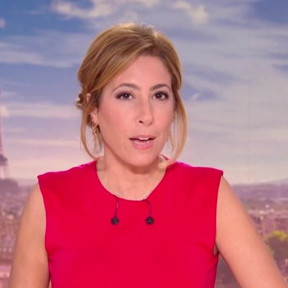 Léa Salamé recevant Marion Cotillard au JT de France 2 du 15 septembre 2025