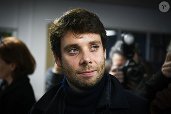 Benjamin Duhamel couvrant un meeting du RN le 15 novembre 2021