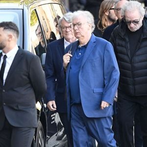 Dominique Besnehard, Jean-Louis Borloo, Eddy Mitchell - Obsèques de Nathalie Baye en l'église Saint-Sulpice à Paris le 23 avril 2026. 

©Clement Prioli / Bestimage