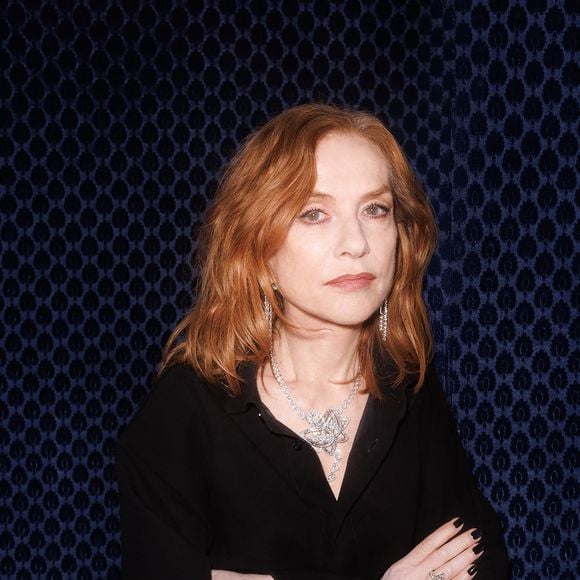 Isabelle Huppert lors de la soirée d'ouverture de la boutique De Beers London, Master of Diamonds 1888, Rue de la Paix à Paris, France, le 27 janvier 2026. Photo : De Beers London via Bestimage