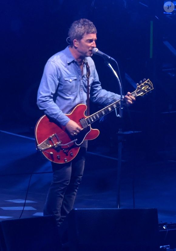 Oasis se réunit pour la première fois depuis 16 ans pour la première soirée de leur tournée à Cardiff. Noel et Liam Gallagher sont montés ensemble sur la scène du Principality Stadium pour le début de leur tournée très attendue.

©Backgrid UK/ Bestimage