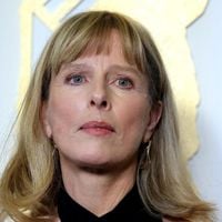 Karin Viard atteinte de troubles alimentaires : des commentaires l’ont fait plonger, un ex l’a sauvée