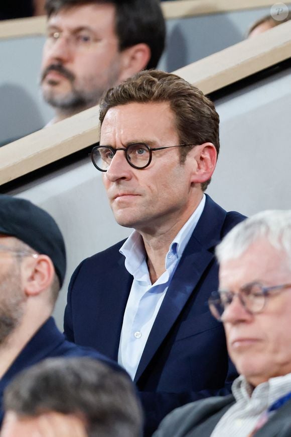 Laurent Macron en tribunes lors des Internationaux de France de Tennis de Roland Garros 2025, à Paris, France, le 6 juin 2025. © Jacovides-Moreau/Bestimage