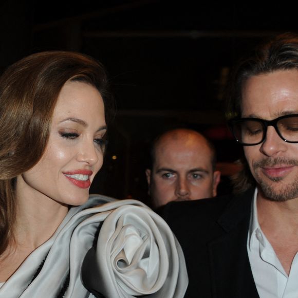Brad Pitt et Angelina Jolie assistent à la première française du film "Au Pays du Sang et du Miel" (In the Land Of Blood And Honey) au Cinéma MK2 Bibliotheque le 16 février 2012 à Paris, France. Photo by ABACAPRESS.COM