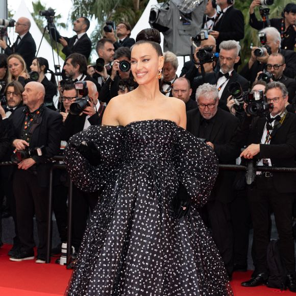 Irina Shayk - Montée des marches du film « Partir un jour » pour la cérémonie d’ouverture du 78ème Festival International du Film de Cannes, au Palais des Festivals à Cannes. Le 13 mai 2025
© Olivier Borde / Bestimage