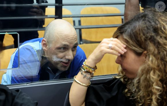 Ce vendredi 17 octobre 2025, le verdict a été prononcé par la cour d’assises du Tarn. Cédric Jubillar écope de 30 ans

Cédric Jubillar dans le box des accusés au tribunal d'Albi pour son procès pour meurtre par conjoint le 22 septembre 2025.

© Dominique Jacovides / Bestimage