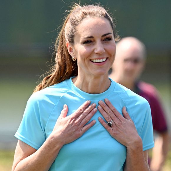 Catherine Kate Middleton, princesse de Galles, participe à des exercices de rugby lors d'une visite au Maidenhead Rugby Club, dans le Berkshire le 7 juin 2023. Crédit photo : AGENCE / BESTIMAGE