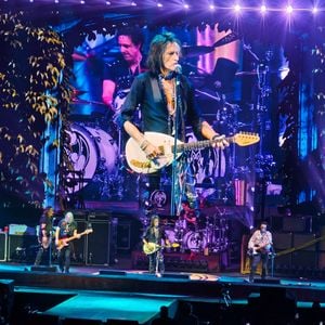 Johnny Depp, Joe Perry - Concert du groupe Hollywood Vampires à l'Adidas Arena à Paris le 26 août 2026. © Lionel Urman / Bestimage