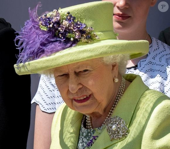 La reine Elisabeth II d’Angleterre - Les invités arrivent à la chapelle St. George pour le mariage du prince Harry et de Meghan Markle au château de Windsor, le 19 mai 2018.