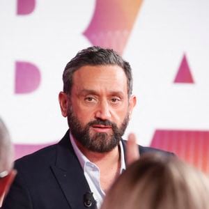 L’animateur possède plusieurs biens immobiliers

Exclusif - Cyril Hanouna, sur le plateau de l’émission « TPMP » présentée par C.Hanouna et diffusée en direct sur Youtube et sur toutes les box (SFR, FREE, MyCanal etc), Paris, France, le 04 mars 2025. © Jack Tribeca / Bestimage