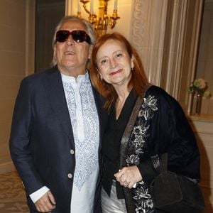 Gilbert Montagné et sa femme Nikole - Soirée de gala pour la Fondation de la Recherche en Physiologie, "Les Stéthos d'Or" au Four Seasons Hôtel George V à Paris le 24 mars 2025. ©
Marc Ausset-Lacroix/Bestimage