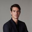 Alexandre Arnault continue de gravir les échelons : le fils de Bernard Arnault décroche un nouveau poste stratégique très convoité