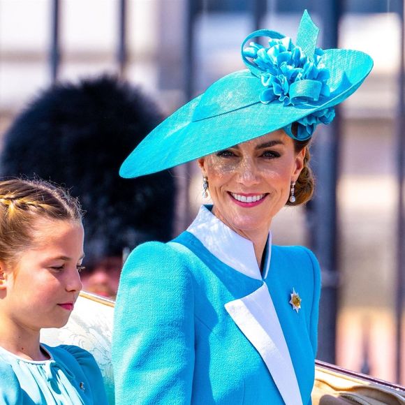 La princesse Charlotte de Galles, Catherine (Kate) Middleton, princesse de Galles, - Les membres de la famille royale britannique arrivent à Buckingham Palace pour la cérémonie Trooping the Colour à Londres, le 14 juin 2025. Affecté par le crash du Boeing 787 Dreamliner à Ahmedabad du 12 juin, le souverain et les officiels porteront un brassard noir en hommage aux plus de 270 victimes. Bon nombre d'elles étaient des ressortissants britanniques.
© Backgrid / Bestimage