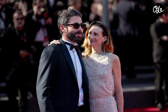 Benjamin Mahon et Camille Cottin lors de la montée des marches du film "L’amour ouf" lors du 77ème Festival International du Film de Cannes, au Palais des Festivals à Cannes, le 23 mai 2024.

Norbert Scanella / Panoramic / Bestimage