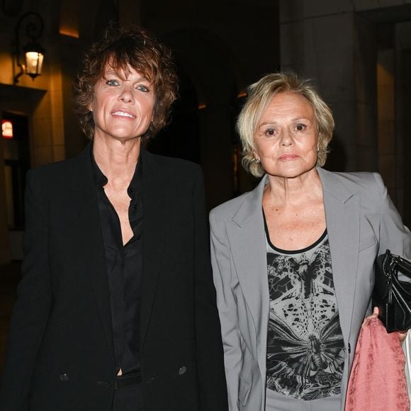 Exclusif - Anne Le Nen et et sa femme Muriel Robin - Cérémonie de remise du prix Raymond Devos au théâtre Edouard VII à Paris cadre de la 28ème édition de la semaine de la Langue Française et de la Francophonie le 20 mars 2023. © Coadic Guirec - Cyril Bruneau / Bestimage