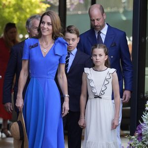 Mais c'est un commentaire sur Kate Middleton qui serait à l'origine de la colère de William

Le Prince et la Princesse de Galles arrivent avec le Prince George et la Princesse Charlotte le quatorzième jour des Championnats de Wimbledon 2025 le 13 juillet 2025. Photo by Andrew Matthews/PA Wire/ABACAPRESS.COM