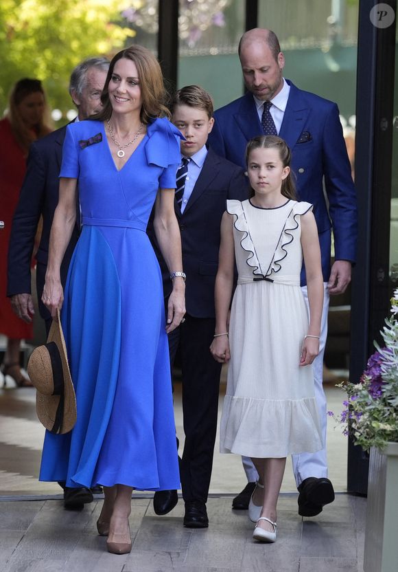 Mais c'est un commentaire sur Kate Middleton qui serait à l'origine de la colère de William

Le Prince et la Princesse de Galles arrivent avec le Prince George et la Princesse Charlotte le quatorzième jour des Championnats de Wimbledon 2025 le 13 juillet 2025. Photo by Andrew Matthews/PA Wire/ABACAPRESS.COM