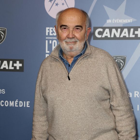 Gérard Jugnot sur le Tapis rouge lors du 29ème Festival International du Film de Comédie de l'Alpe d'Huez le 20 Janvier 2026. © Dominique Jacovides/Bestimage