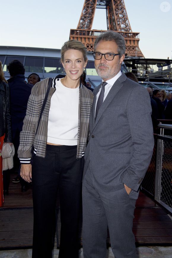 Exclusif - Julie Andrieu et son mari Stéphane Delajoux - Baptême du bateau "Ducasse sur Seine" à Paris. Le 27 septembre 2018

© Julio Piatti / Bestimage