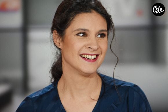 Conjuguer sa carrière professionnelle et sa vie de famille n'est pas de tout repos.

Apolline de Malherbe sur BFMTV à Paris, le 27 octobre 2019. Photo : Alain Apaydin/ABACAPRESS.COM