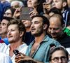 Mais si les tourtereaux ne jurent que par le mobilier grand luxe, s'en inspirer reste possible.

Valentin Kretz - Les célébrités dans les tribunes de la finale de la Ligue Des Champions 2025 "PSG - Inter Milan" à l'Allianz Arena de Munich, le 31 mai 2025.
© Cyril Moreau/Bestimage