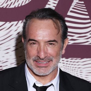 La cérémonie des César a réuni le gratin du cinéma français dans la mythique salle de l'Olympia.

Jean Dujardin au photocall du dîner de la cérémonie des César au Fouquet's à Paris, France. © Denis Guignebourg/Bestimage