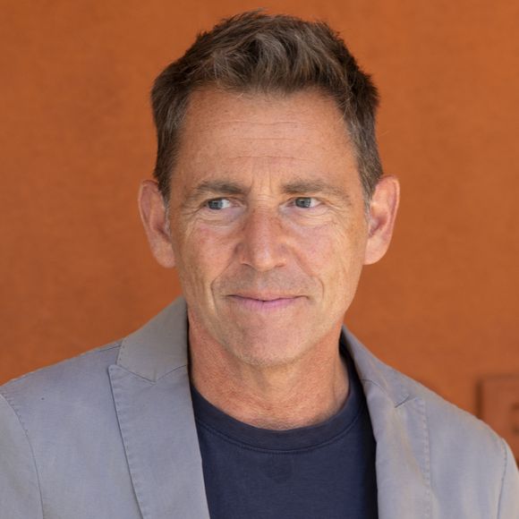 Info - Le journaliste Daniel Riolo condamné pour diffamation envers la footballeuse Aminata Diallo - Daniel Riolo au village lors des Internationaux de France de Tennis de Roland Garros 2025. Paris, le 30 mai 2025.
© Moreau / Jacovides / Bestimage