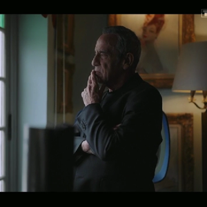 TF1 a diffusé un documentaire sur Thierry Ardisson.

Capture d'écran du documentaire "Thierry Ardisson - La face cachée de l'homme en noir" sur TF1