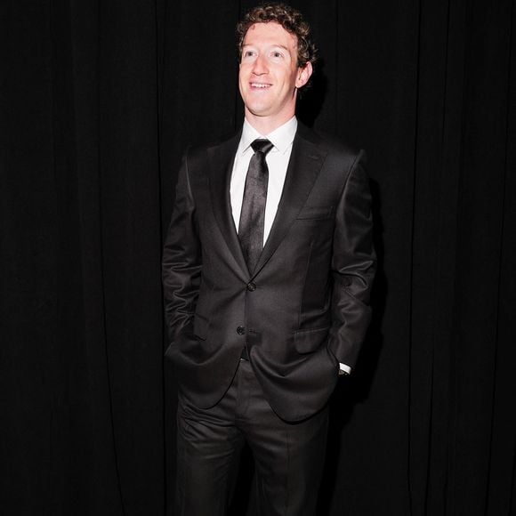 Il a tenu à remercier Mark Zuckerberg

Mark Zuckerberg au Musée d'art moderne de New York pour le cocktail organisé à l'occasion de la remise des prix de l'innovation WSJ. Magazine 2025 Innovator Awards. Le 29 octobre 2025. © Backgrid USA / Bestimage