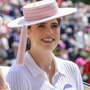La princesse Eugenie d'York - La famille royale d'Angleterre aux courses hippiques "Royal Ascot 2024" à Ascot, le 19 juin 2024.

© Cover Images / Zuma Press / Bestimage